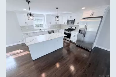 8 Alpine Street, Port Jefferson Station, NY 11776 - Photo 4