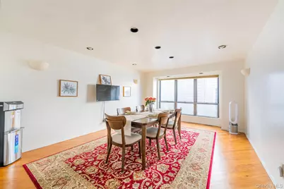 17 Princeton Drive, Syosset, NY 11791 - Photo 10