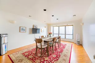 17 Princeton Dr, Syosset, NY 11791 - Photo 10