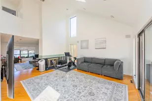 17 Princeton Dr, Syosset, NY 11791 - Photo 32