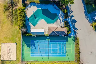 17 Princeton Dr, Syosset, NY 11791 - Photo 44