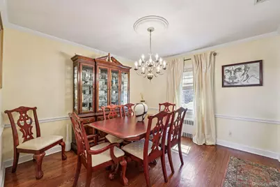 87 Kingsbury Road, Garden City, NY 11530 - Photo 4