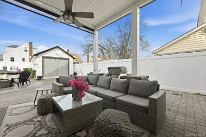 56 Broad Street, Williston Park, NY 11596 - Photo 30