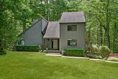 10 Bisbee Lane, South Salem, NY 10590 - Photo 1