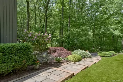 10 Bisbee Lane, South Salem, NY 10590 - Photo 4