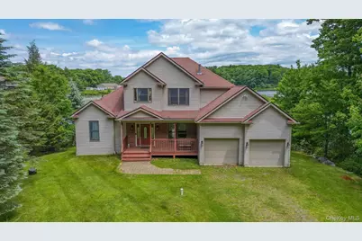 9 Surrey Street, Rock Hill, NY 12775 - Photo 4