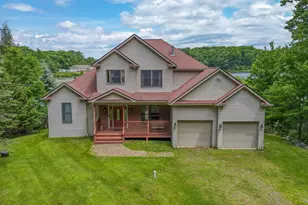9 Surrey St, Rock Hill, NY 12775 - Photo 4