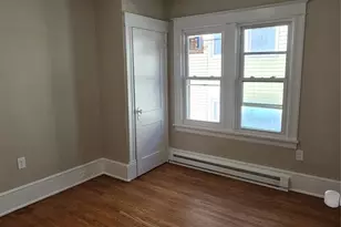 25 Roosevelt Ave, Poughkeepsie, NY 12601 - Photo 8