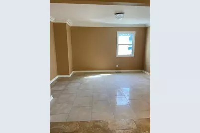 267 Seidman Place, Franklin Square, NY 11010 - Photo 8