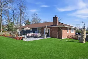 125 Highland Rd, Glen Cove, NY 11542 - Photo 44