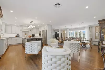 125 Highland Road, Glen Cove, NY 11542 - Photo 14