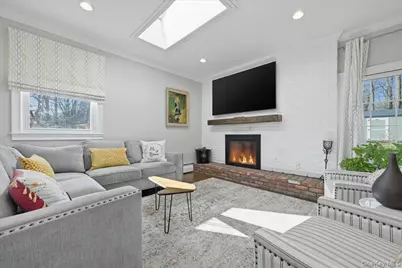 125 Highland Road, Glen Cove, NY 11542 - Photo 22