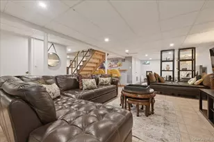 125 Highland Rd, Glen Cove, NY 11542 - Photo 30