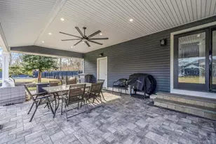 665 Mount Sinai-Coram Rd, Mount Sinai, NY 11766 - Photo 26