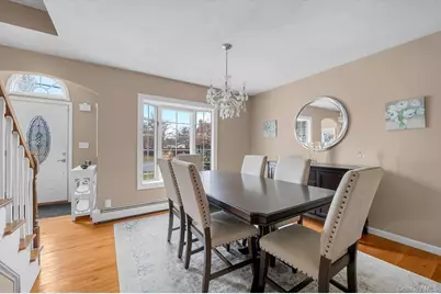 1393 Lombardy Boulevard, Bay Shore, NY 11706 - Photo 6