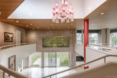 3 Paddock Court, Old Westbury, NY 11568 - Photo 2