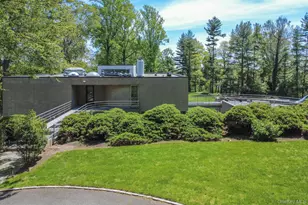 3 Paddock Ct, Old Westbury, NY 11568 - Photo 22