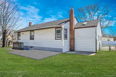 59 Tippin Drive, Huntington Station, NY 11746 - Photo 16