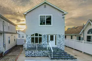97 Cedarhurst Ave, Point Lookout, NY 11569 - Photo 2
