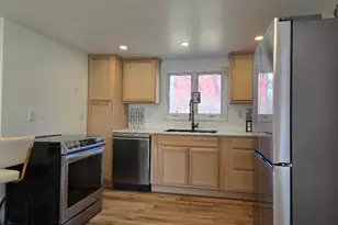 139 8th St, Verplanck, NY 10596 - Photo 2