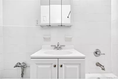 2244 Bronx Park E #5A, Bronx, NY 10467 - Photo 38