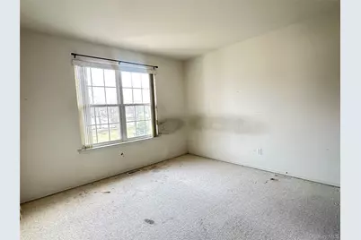 1 Daylilly Court, Middle Island, NY 11953 - Photo 16