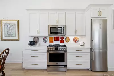 214 Belmont Circle, Yaphank, NY 11980 - Photo 18