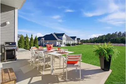 214 Belmont Circle, Yaphank, NY 11980 - Photo 38