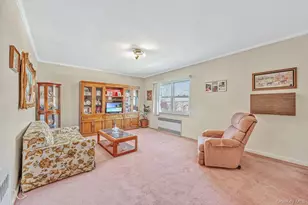 56-27B Utopia Pkwy, Fresh Meadows, NY 11365 - Photo 2