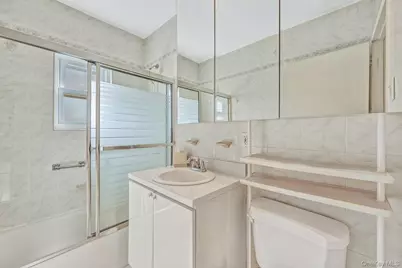 56-27B Utopia Parkway #1014, Fresh Meadows, NY 11365 - Photo 8