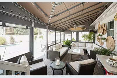 20 Newark Street, Lindenhurst, NY 11757 - Photo 32