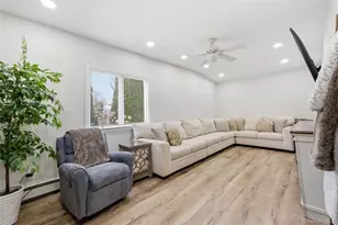 20 Newark St, Lindenhurst, NY 11757 - Photo 14