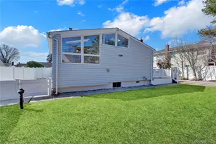 188 N Kentucky Ave, Massapequa, NY 11758 - Photo 34