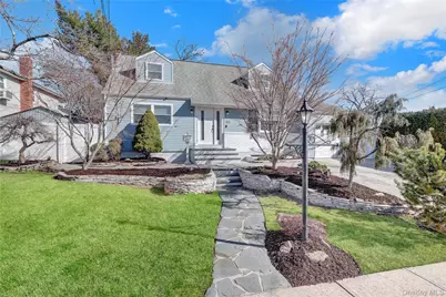 188 N Kentucky Avenue, Massapequa, NY 11758 - Photo 36