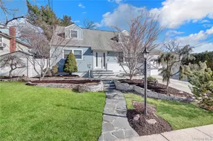 188 N Kentucky Ave, Massapequa, NY 11758 - Photo 36