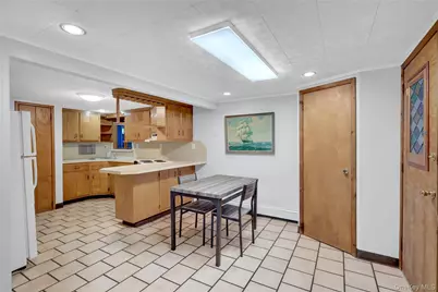 188 N Kentucky Avenue, Massapequa, NY 11758 - Photo 24