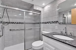 188 N Kentucky Ave, Massapequa, NY 11758 - Photo 30