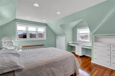 188 N Kentucky Avenue, Massapequa, NY 11758 - Photo 20