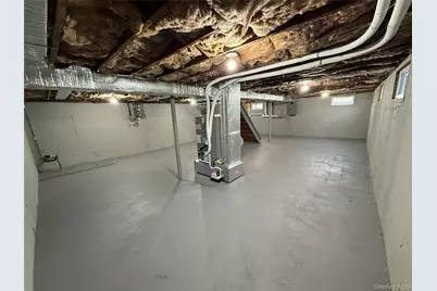 661 College Road, Farmingville, NY 11738 - Photo 14