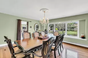 6 Ashleigh Dr, Saint James, NY 11780 - Photo 18