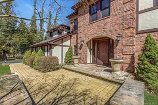 6 Ashleigh Dr, Saint James, NY 11780 - Photo 10