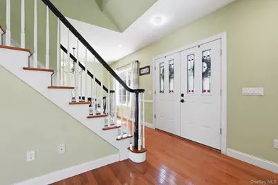 5 Butler Street, West Islip, NY 11795 - Photo 12