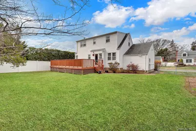 2 Jackson Avenue, Massapequa Park, NY 11762 - Photo 22