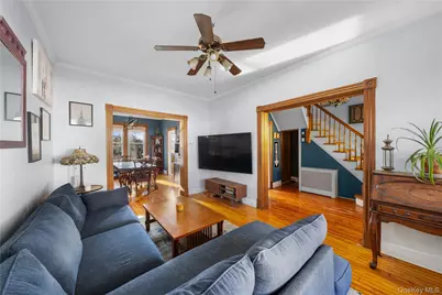 304 Westervelt Ave, New York, NY 10301 - Photo 8