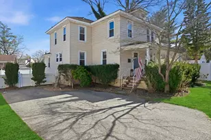 1165 Meadowbrook Rd, Merrick, NY 11566 - Photo 2