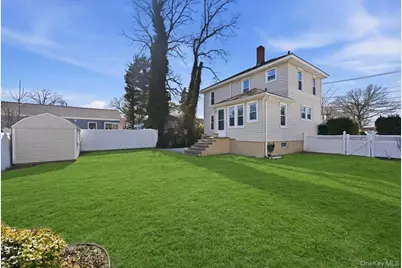 1165 Meadowbrook Road, Merrick, NY 11566 - Photo 36