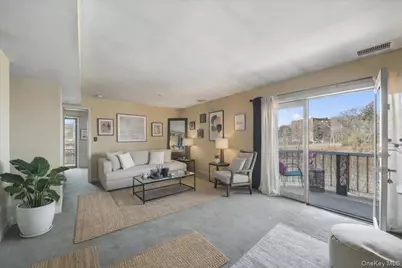 37 Harbor Lane #2A, New Rochelle, NY 10805 - Photo 2