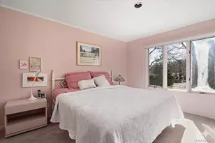 76 Baker Hill Rd, Great Neck, NY 11023 - Photo 10