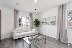 76 Baker Hill Rd, Great Neck, NY 11023 - Photo 14