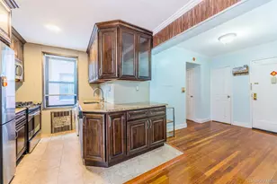 150-25 72nd Rd, Kew Gardens, NY 11367 - Photo 12